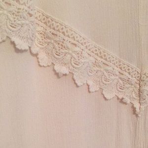 Créeme colored white dress